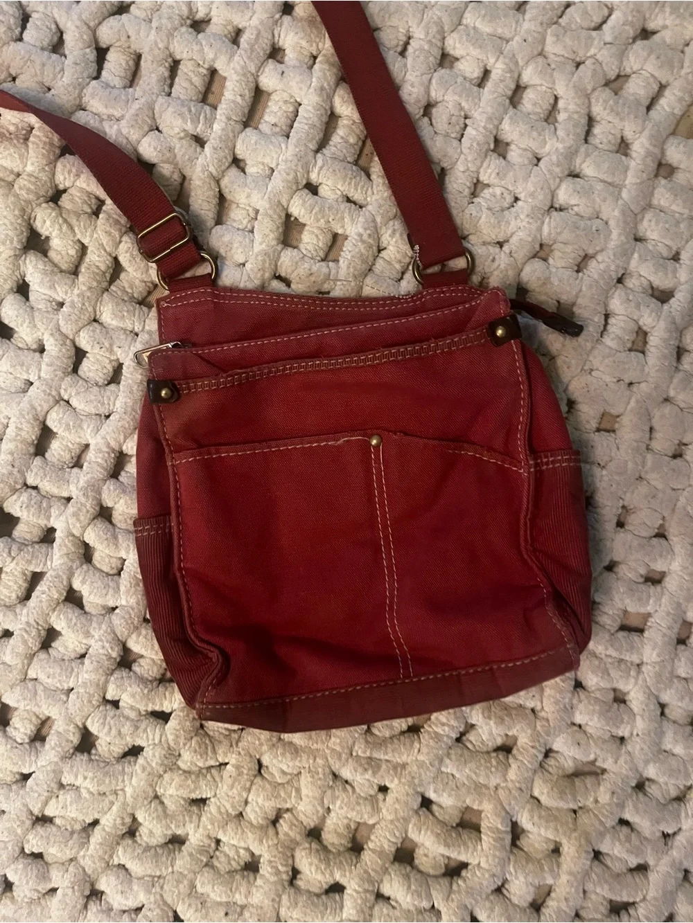 Vintage Fossil Women's Red Crossbody Bag - Compact Everyday Shoulder Bag